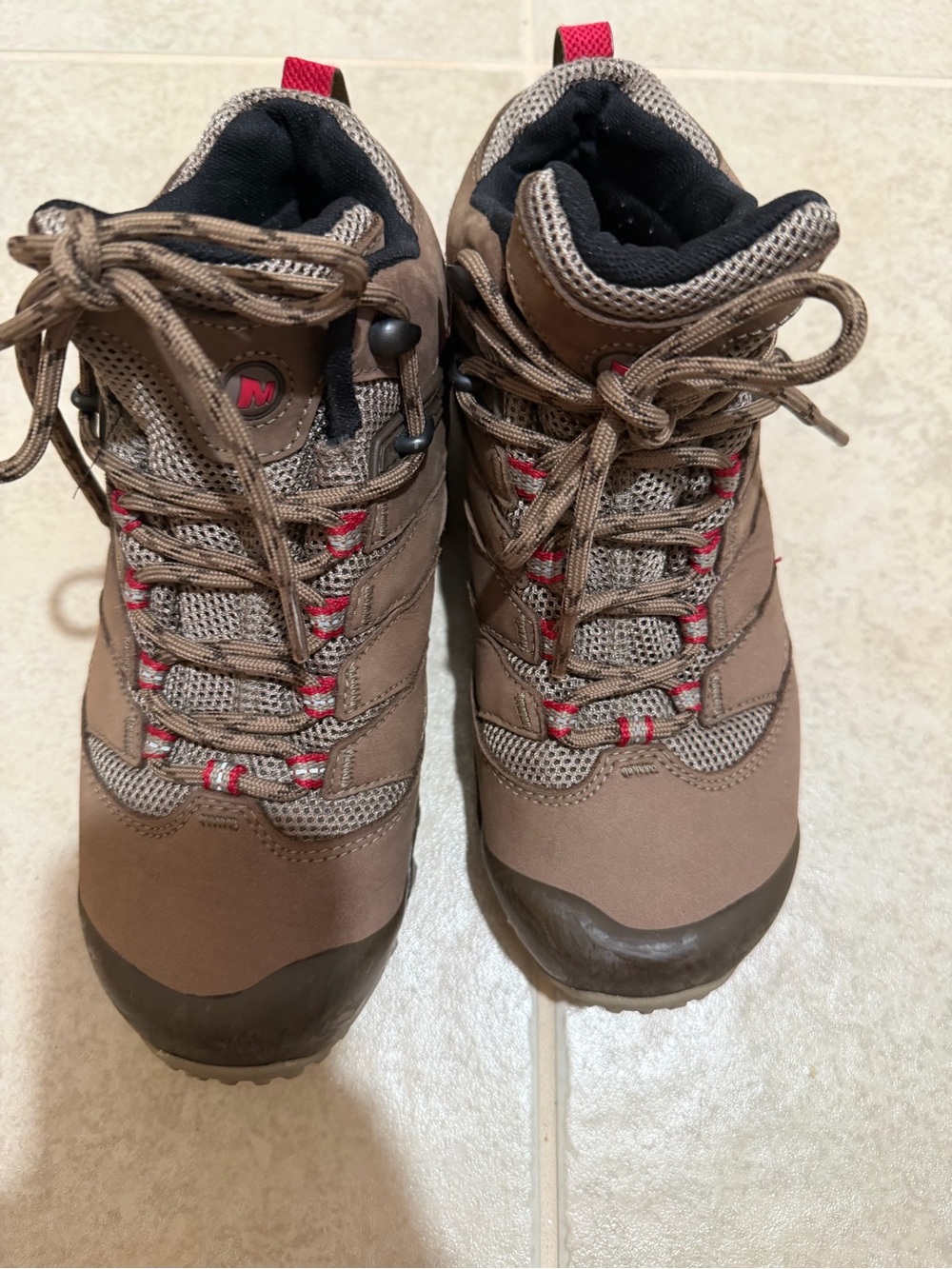 Merrell Women's mid Hiking Boots size 6.5